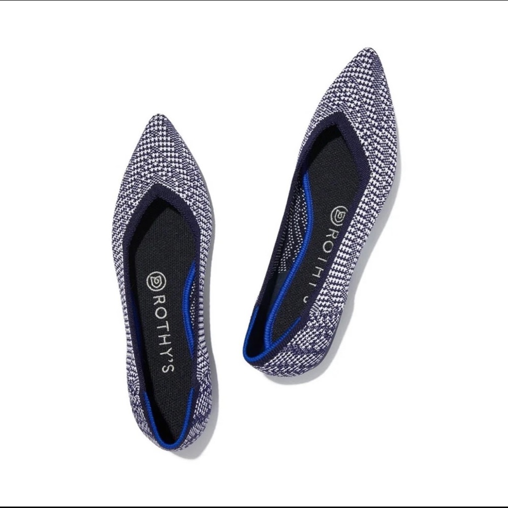 ❌SOLD❌ Rothy’s The Point Flat Navy Blue and White Shoe Women’s Size 10